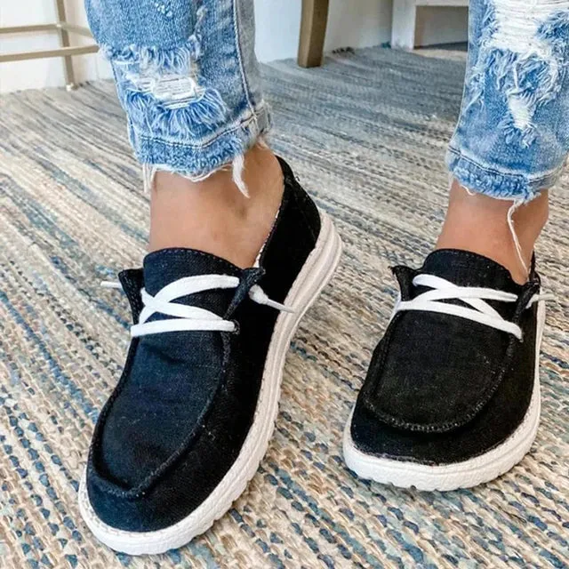 Women's lace-up shoes