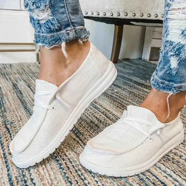 Women's lace-up shoes