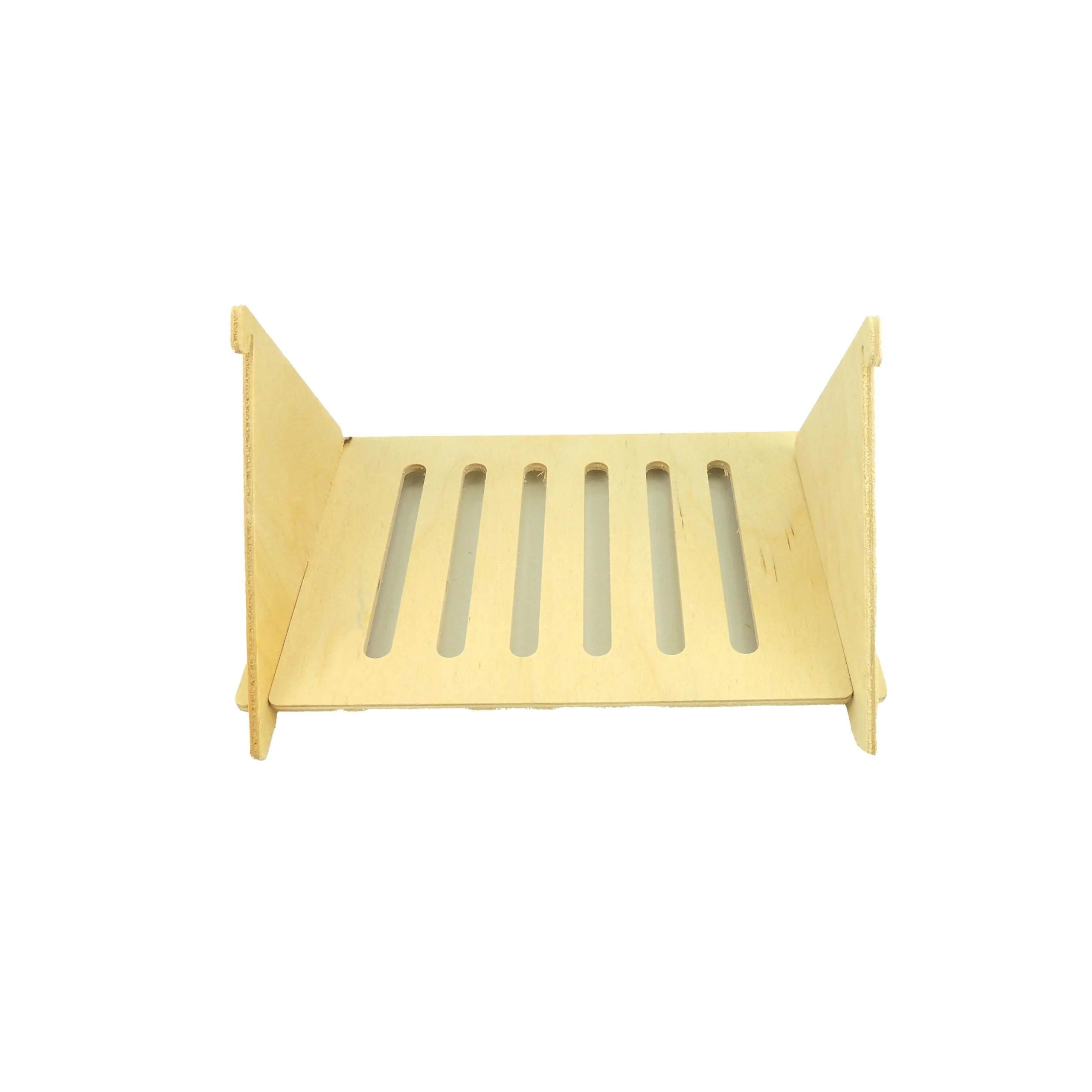 wooden clip on hay feeder/rack