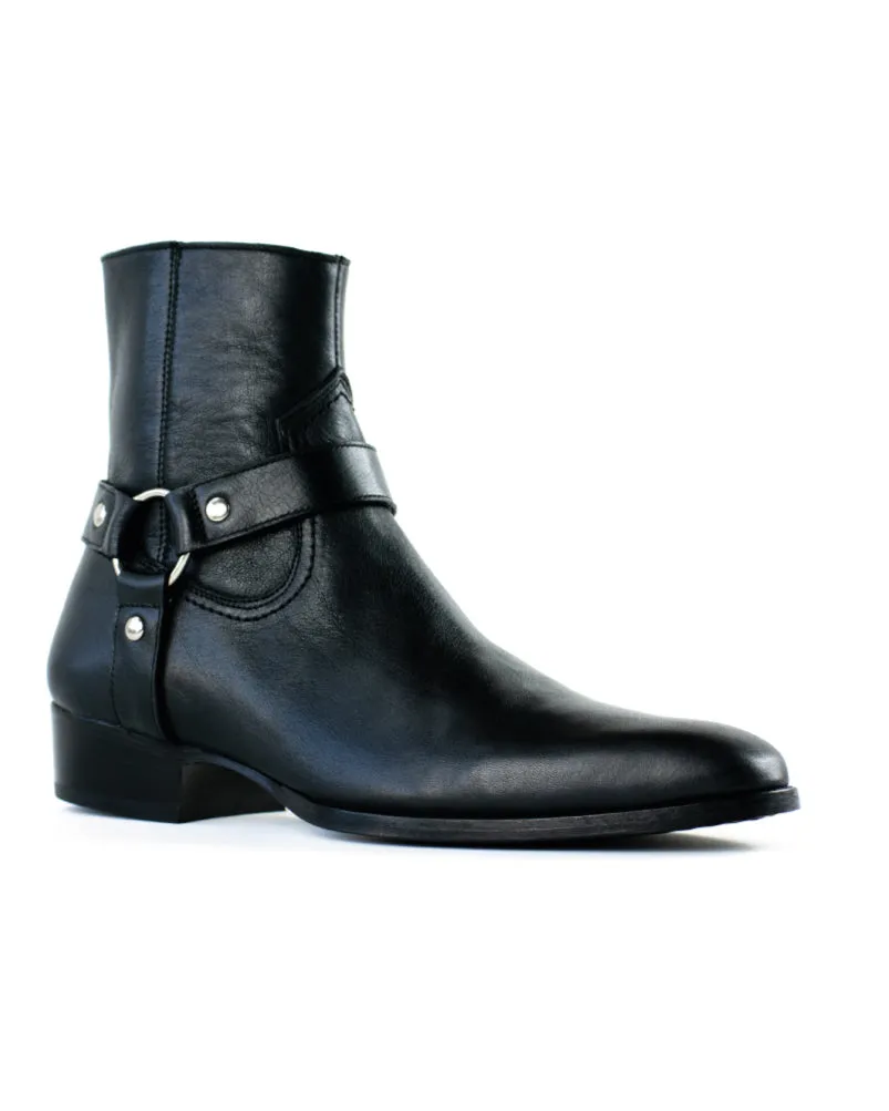 Zorro Black by Cinco Studio
