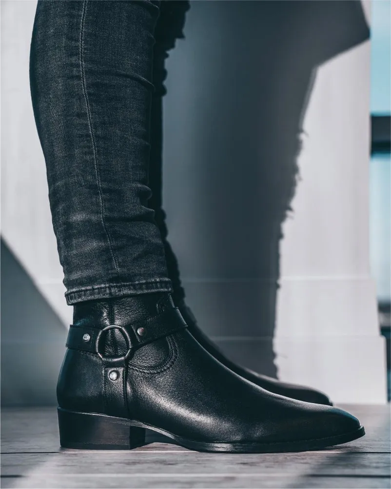Zorro Black by Cinco Studio